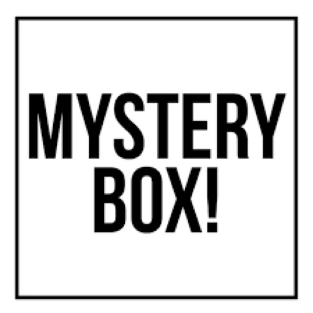 Mystery box 🖤